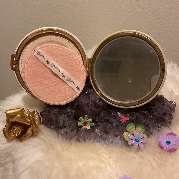 Vintage Celluloid Compact by Rex Fifth Avenue,hand painted basket of flowers💐😎 - Picture 3 of 9